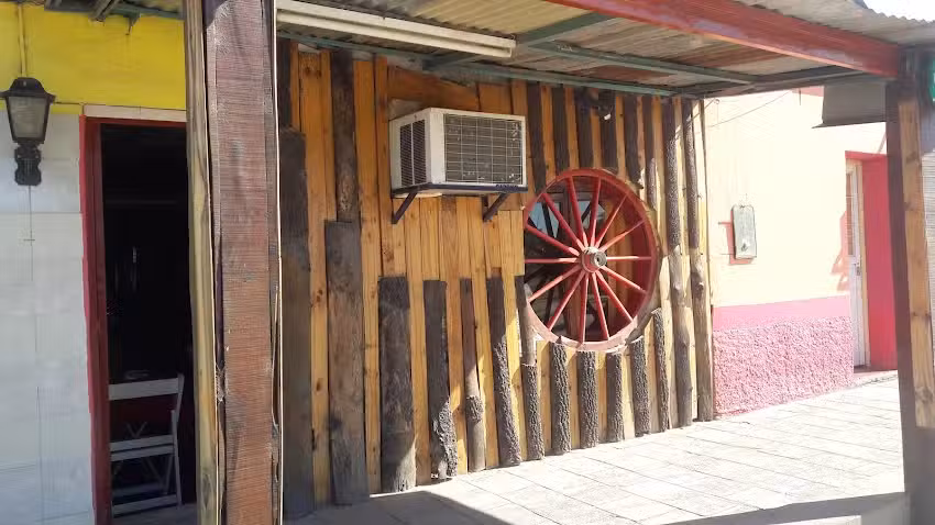 Comedor Pizzeria Tia Dolly