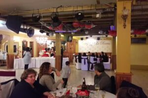 Complejo La Barra , Sal&oacute;n Vitro