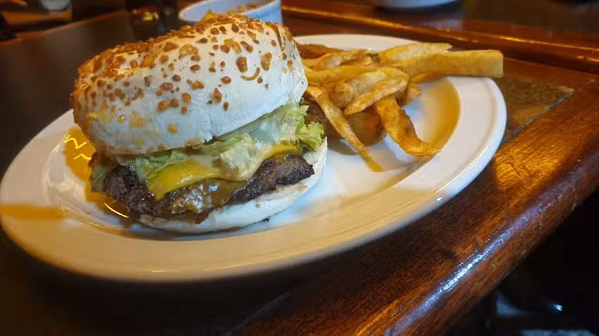 Constantino Bar Oficial