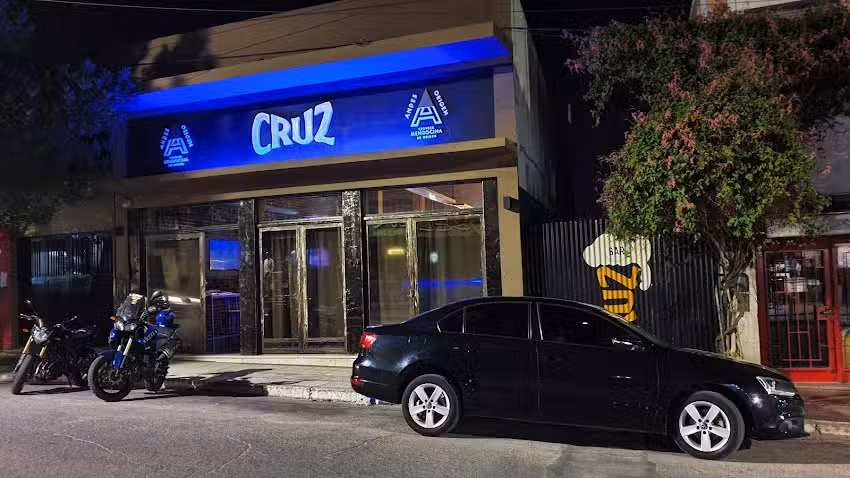 Cruz BAR