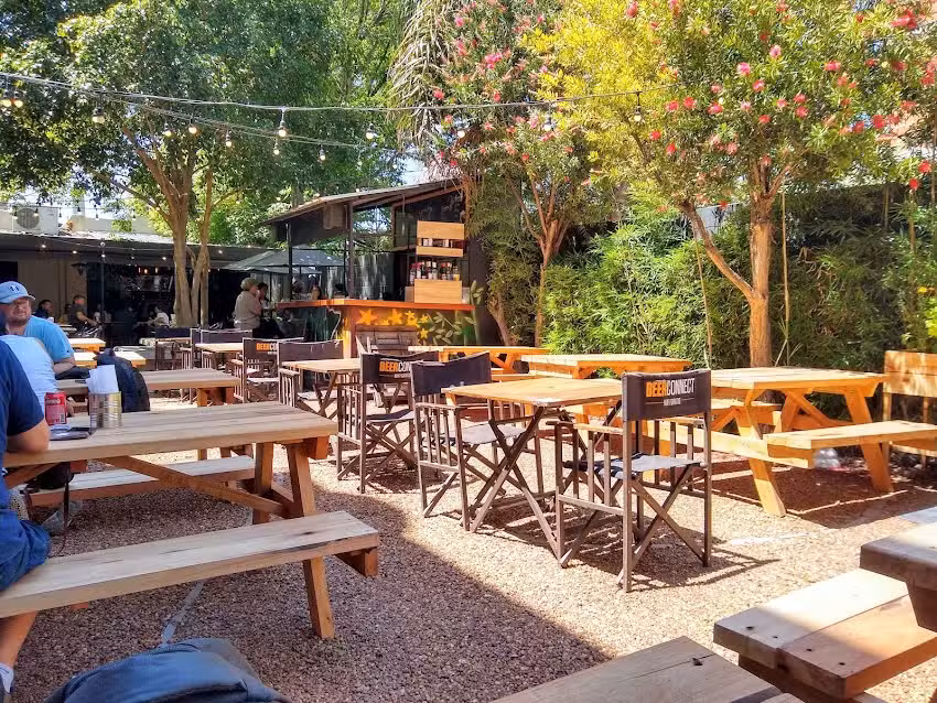 Denver &ndash; Bar & Grill