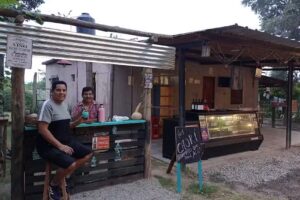 Do&ntilde;a Mar&iacute;a Patio cervecero