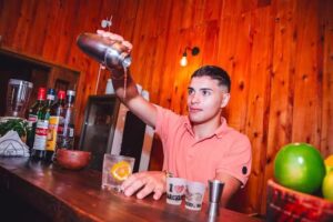 Drink And Garnish Eventos