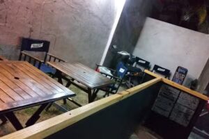 DRUGSTORE ANUBIS, PIZZERIA & ROTISERIA