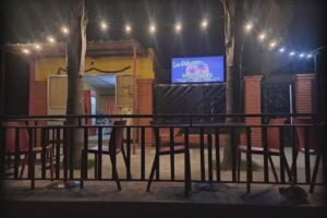 Drugstore & Bar Las Palmeras 🌴