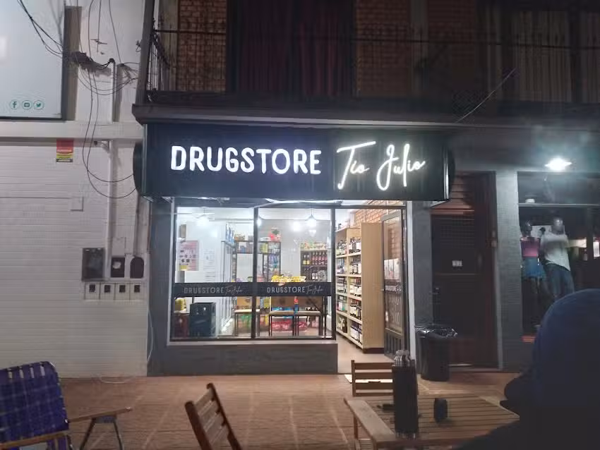 Drugtore T&iacute;o Julio