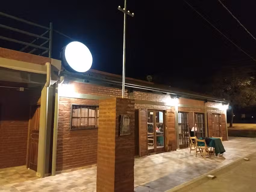 Dubl&iacute;n Caf&eacute; Bar