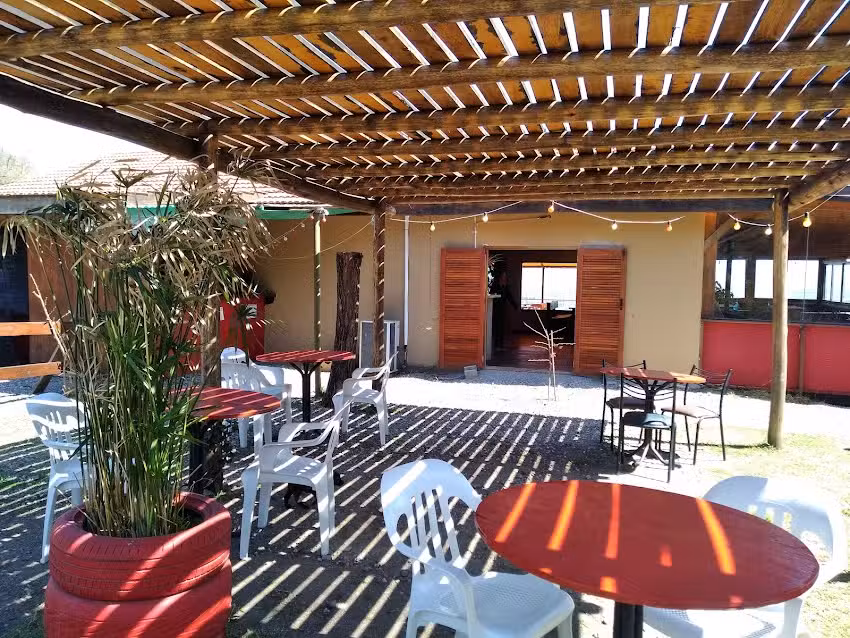 El &Aacute;guila Resto Bar Cafeter&iacute;a