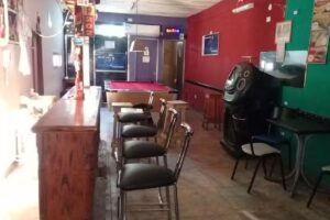 El Clandestino Bar Pool