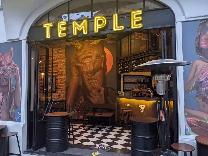 El Cl&aacute;sico de Quilmes &ndash; Recoleta