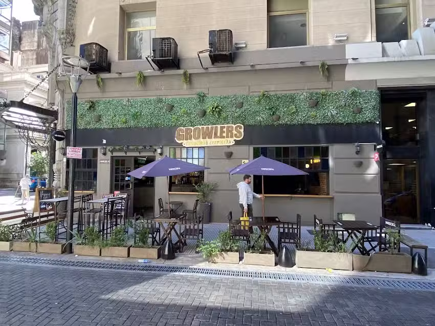 El Desembarco Microcentro