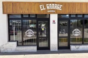 El garage barbería