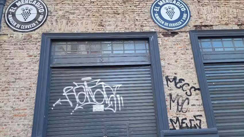 El mercadito, almac&eacute;n de cerveza y vino