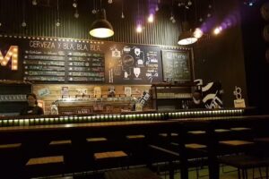 El Muro, Cervecer&iacute;a