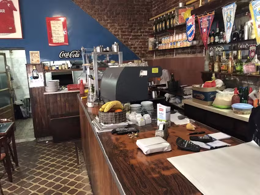 El Pasaje Restaurant