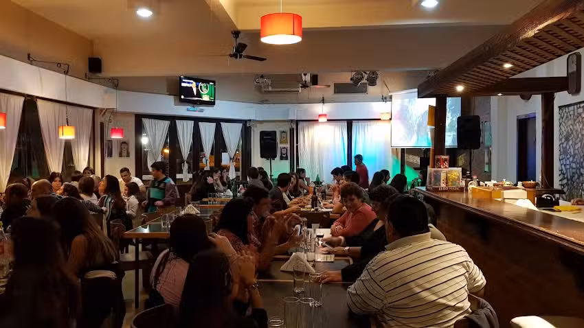 El Plaza &ndash; Cafe Bar &ndash;