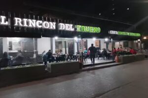 El rinc&oacute;n del trueno bar
