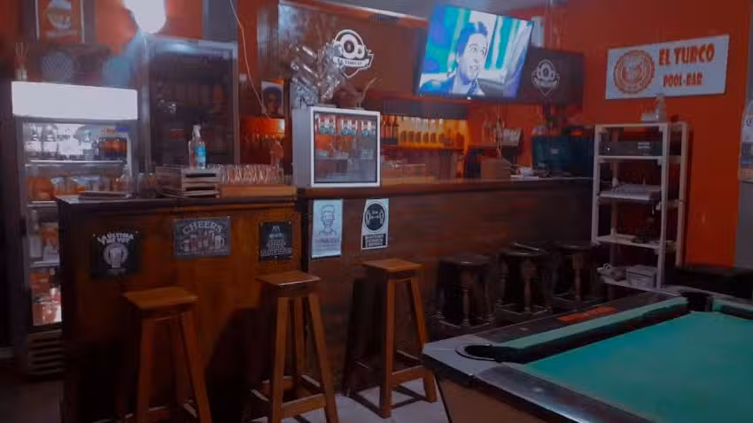 EL TURCO POOL-BAR