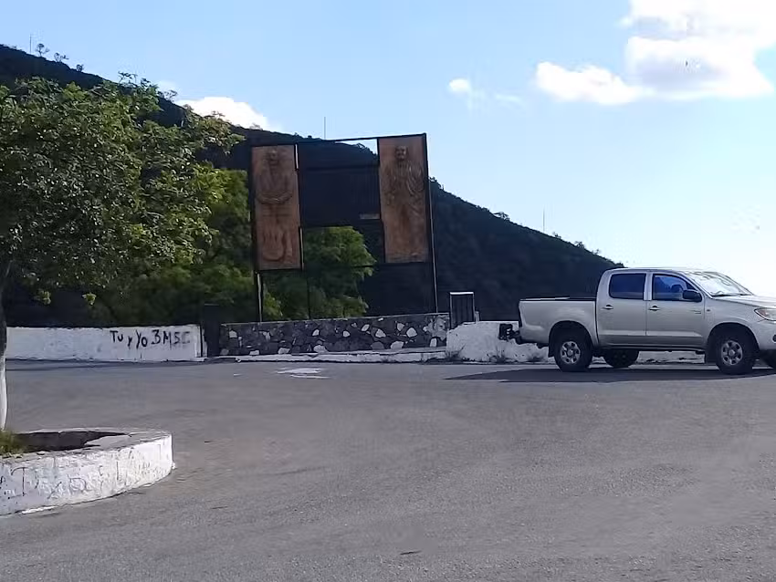 Esquina Distribucones