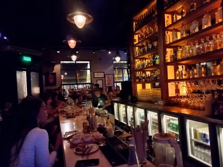 Estaci&oacute;n Central Bar