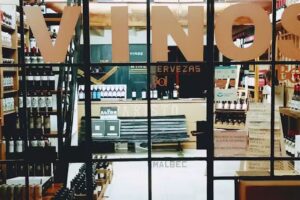 EVARISTO BEBIDAS mayorista de vinos y cervezas