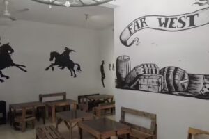 FAR WEST caf&eacute;-resto-bar