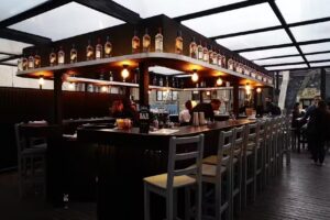 Florida 165 Rooftop Bar