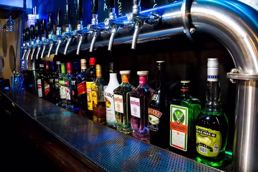 GL&Uuml;CK | Resto-Bar