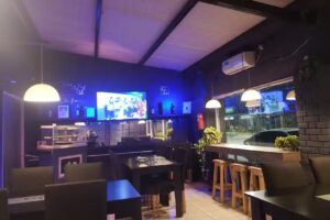 Good Life Resto & Bar