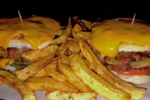 HAMBURGUEJAS RESTO-BAR