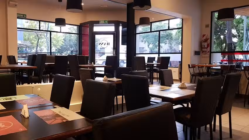 Hans Bar & Rest&oacute;