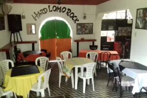 Hard Lomo Rock Pub