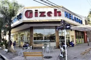 Heladería Gizeh – Helados y Café