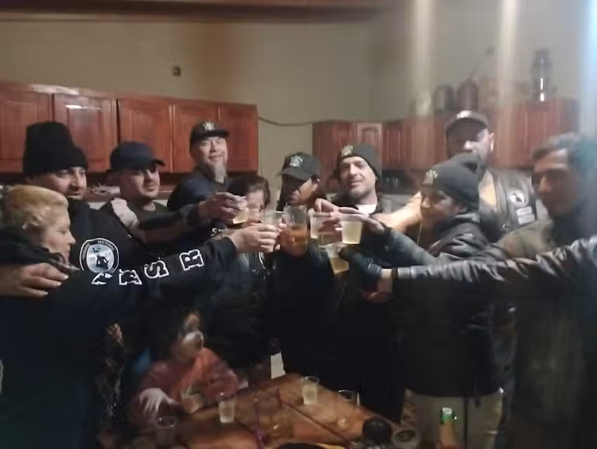 HERMANOS MOTEROS SIN RUMBO