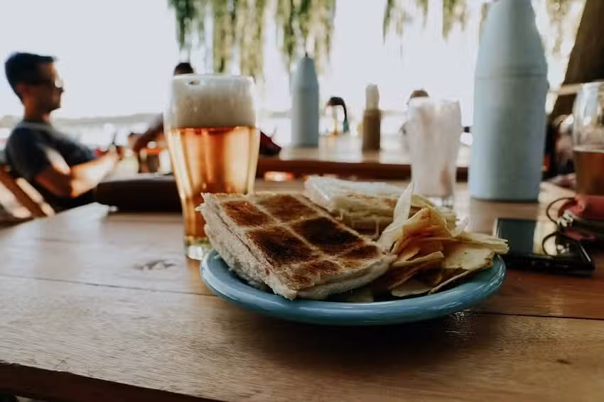 Hip&oacute;lito Beach