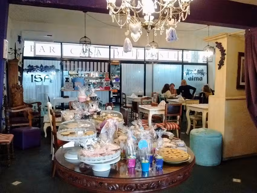 Isa Bar