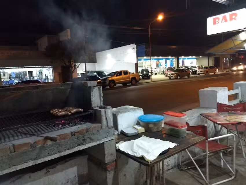 Kiosco bar pool el 24