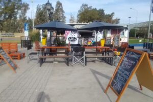 La Barca espacio de comidas