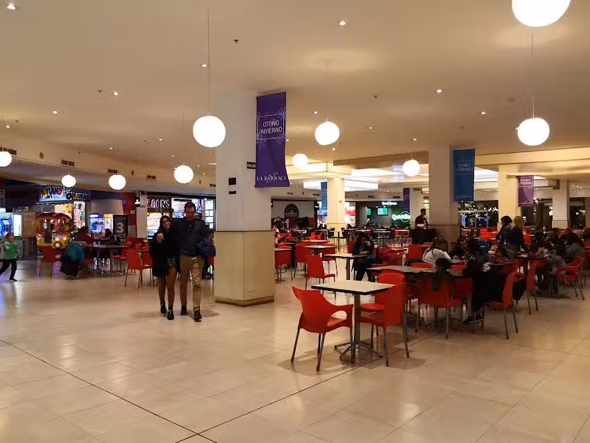 La Barraca Mall