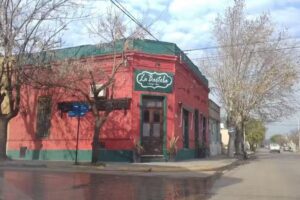 La Bartola Resto Music Bar