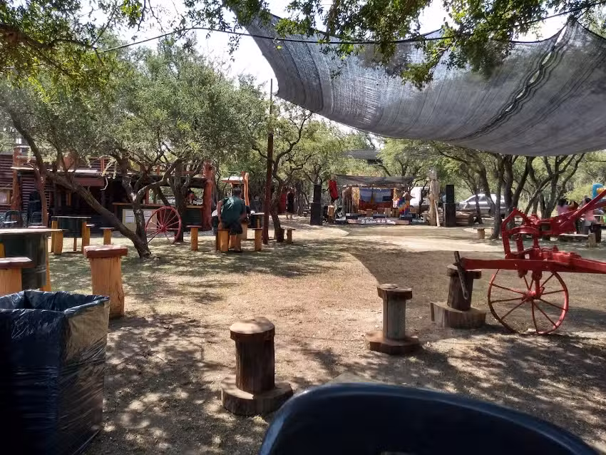 La Caba&ntilde;a &ndash; Patio Cervecero