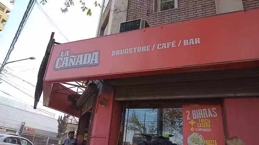 La Ca&ntilde;ada Drugstore