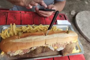 La cocina de mam&aacute; (food truck)