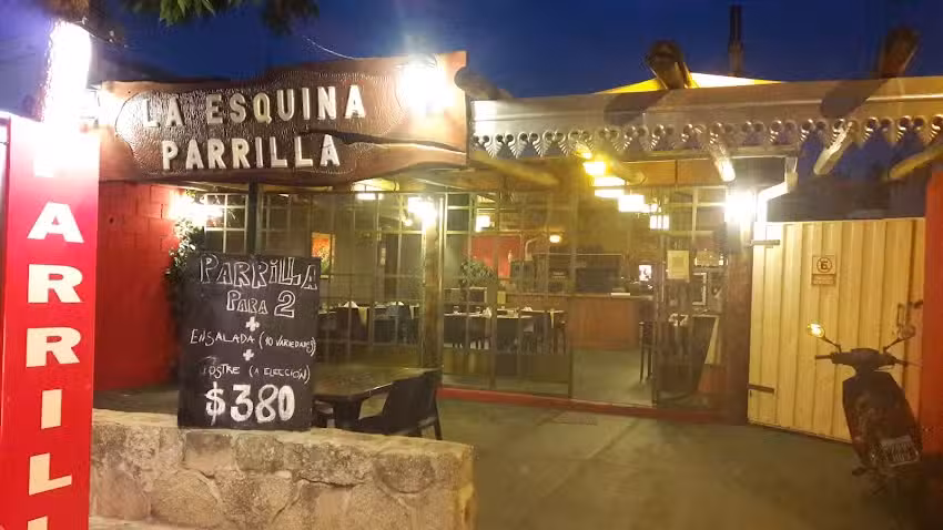 La Esquina Resto-Bar.