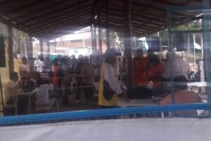 LA HERRADURA POINT BEACH