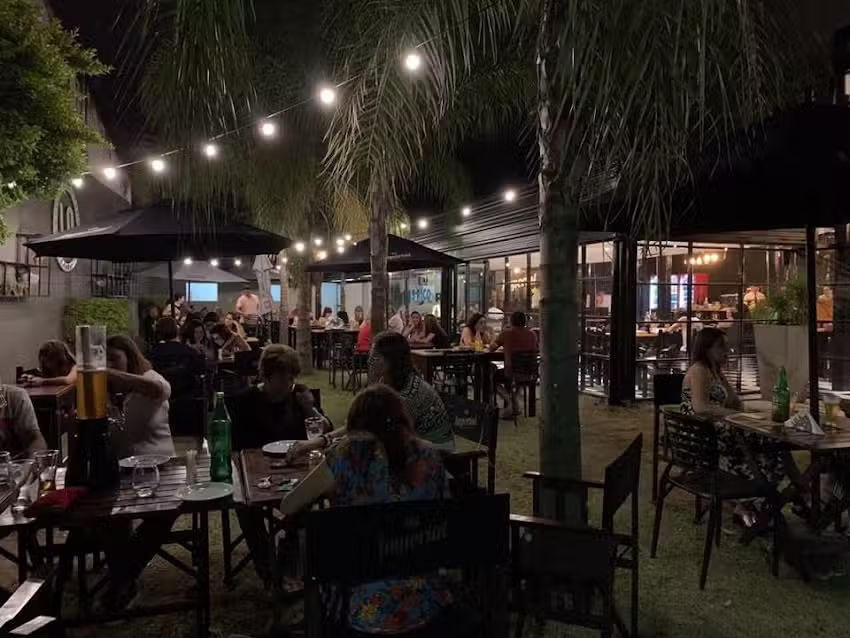 La Lola &ndash; casa de pizzas y cafe