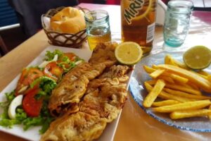 LA LOLY DRUGSTORE Y BAR