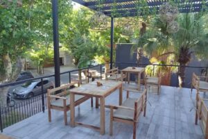 La mansi&oacute;n bar