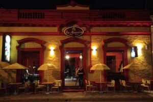 La Mansi&oacute;n Bar Pool