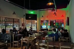 La Victoria WINE BAR